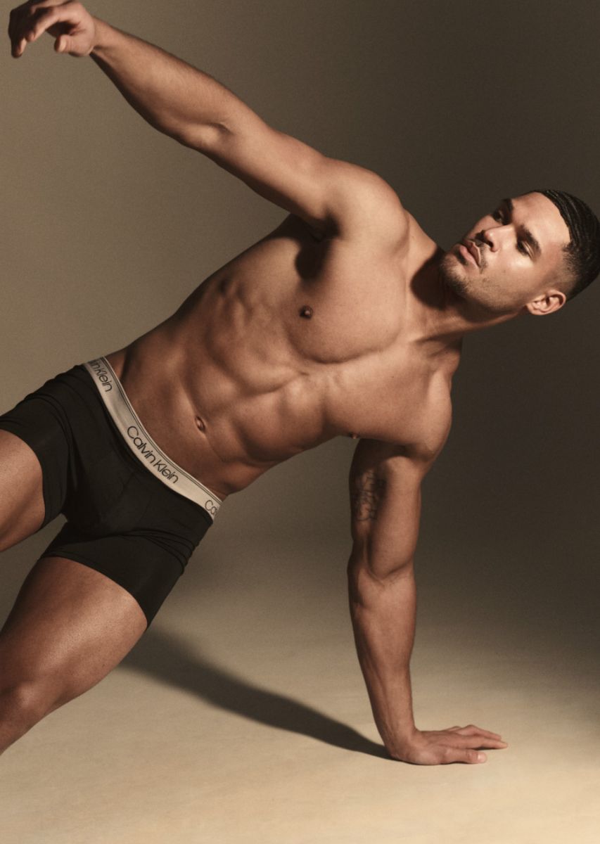 WESLEY-IDEMUDIA-MAX-MODELS-Portfolio_5-1xfg.jpg